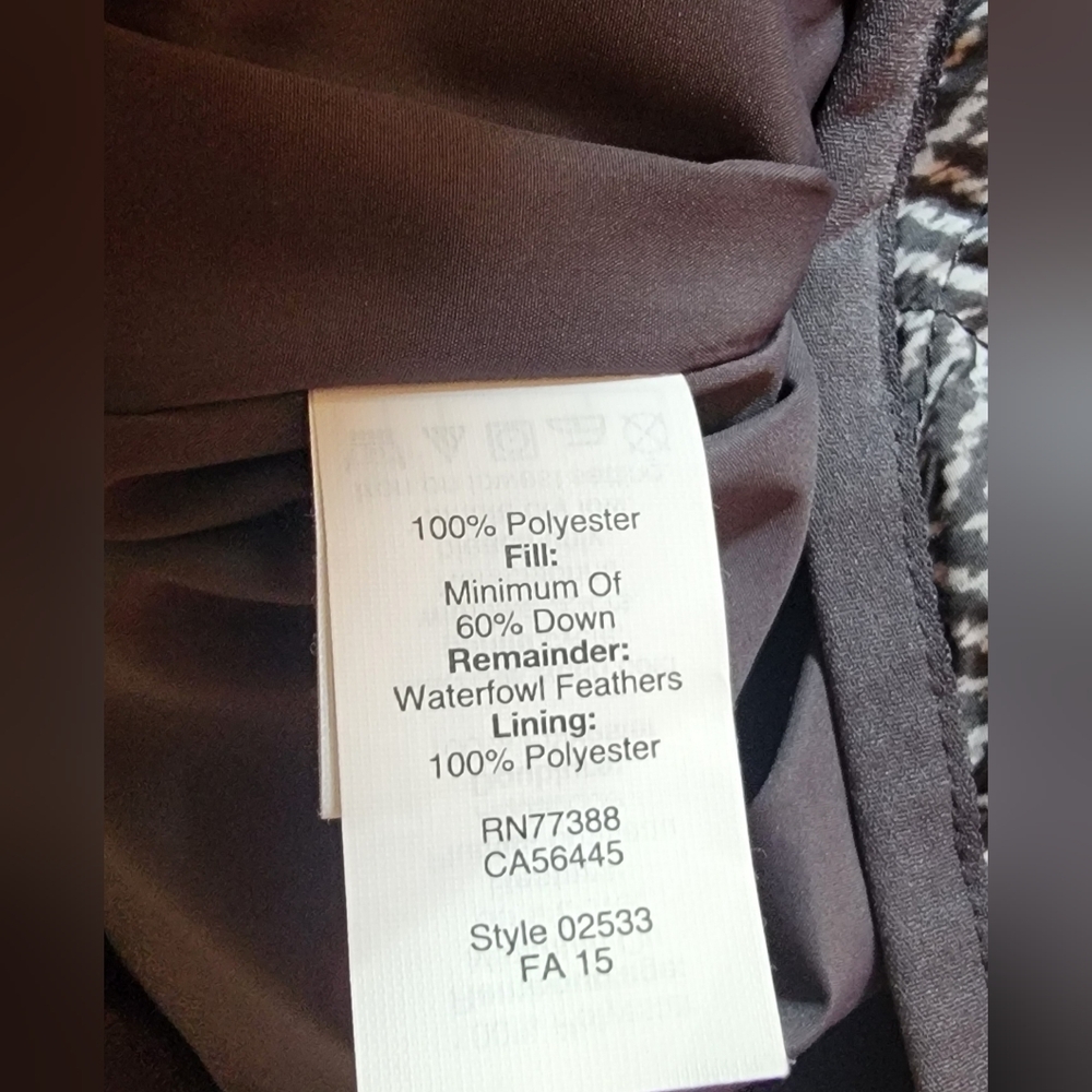 J. CREW Gray/White Patterned Quilted Puffer Vest Size XS - Picture 8 of 10